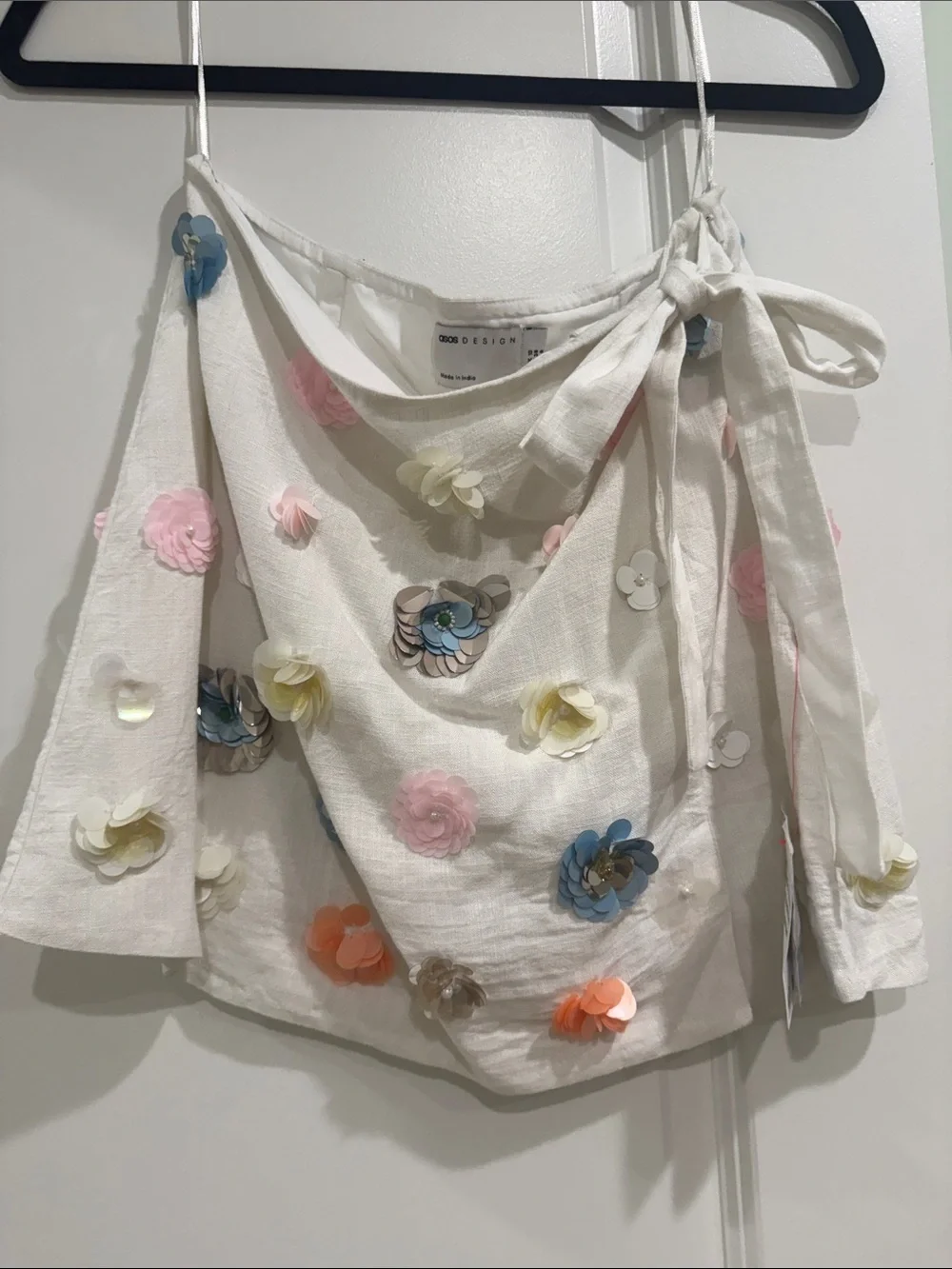 ASOS White Mini Skirt with Multicolor Floral Appliqués - Picture 3 of 4